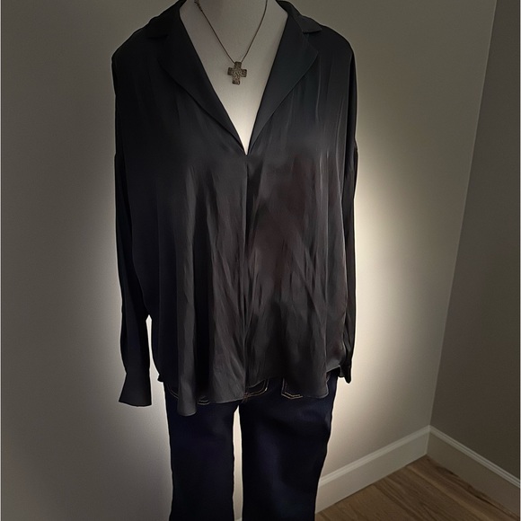 Zadig and Voltaire midnight navy blouse. - Picture 8 of 11